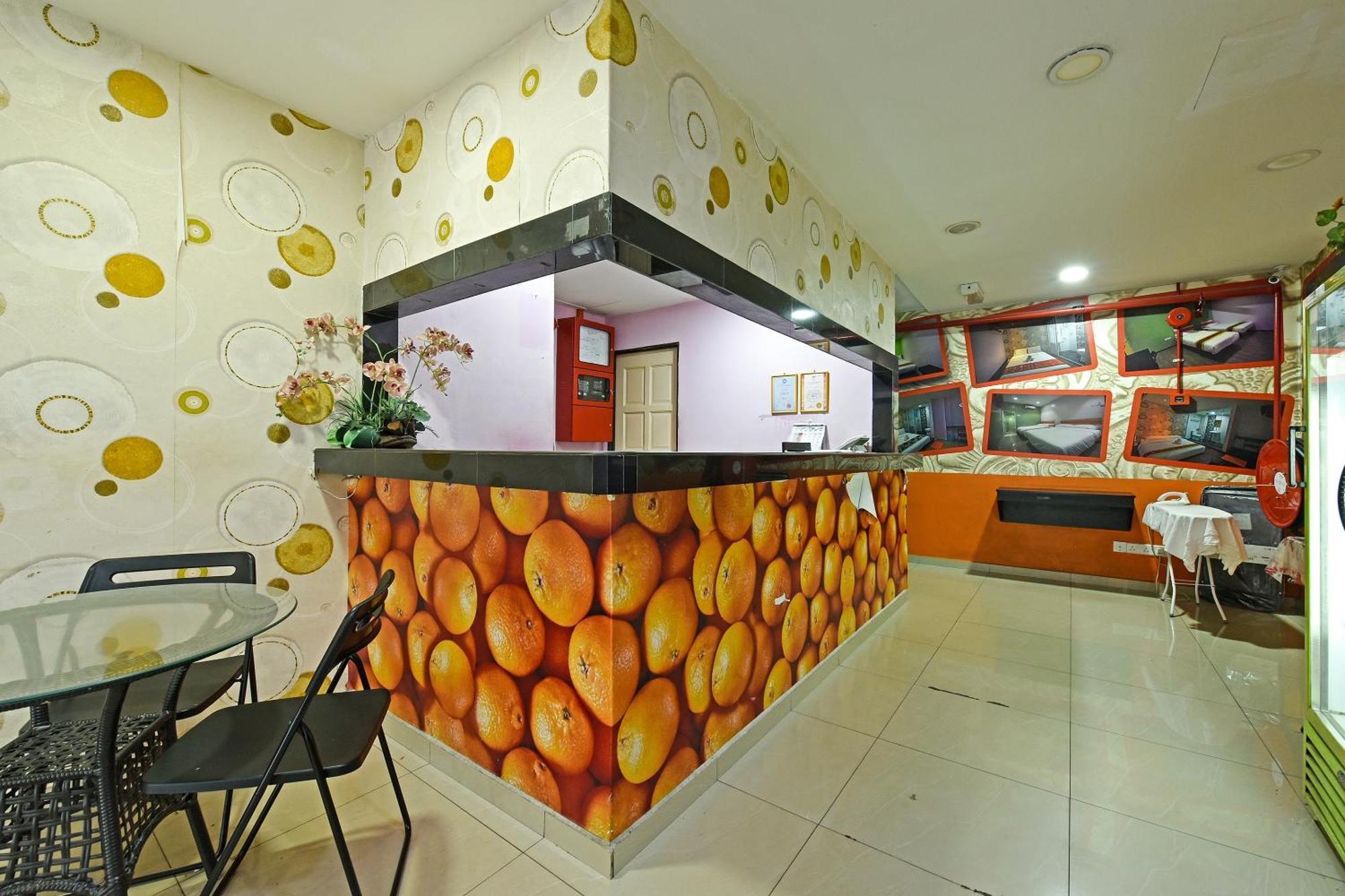 Super Oyo 992 Orange Hotel Kuala Pilah Exterior foto