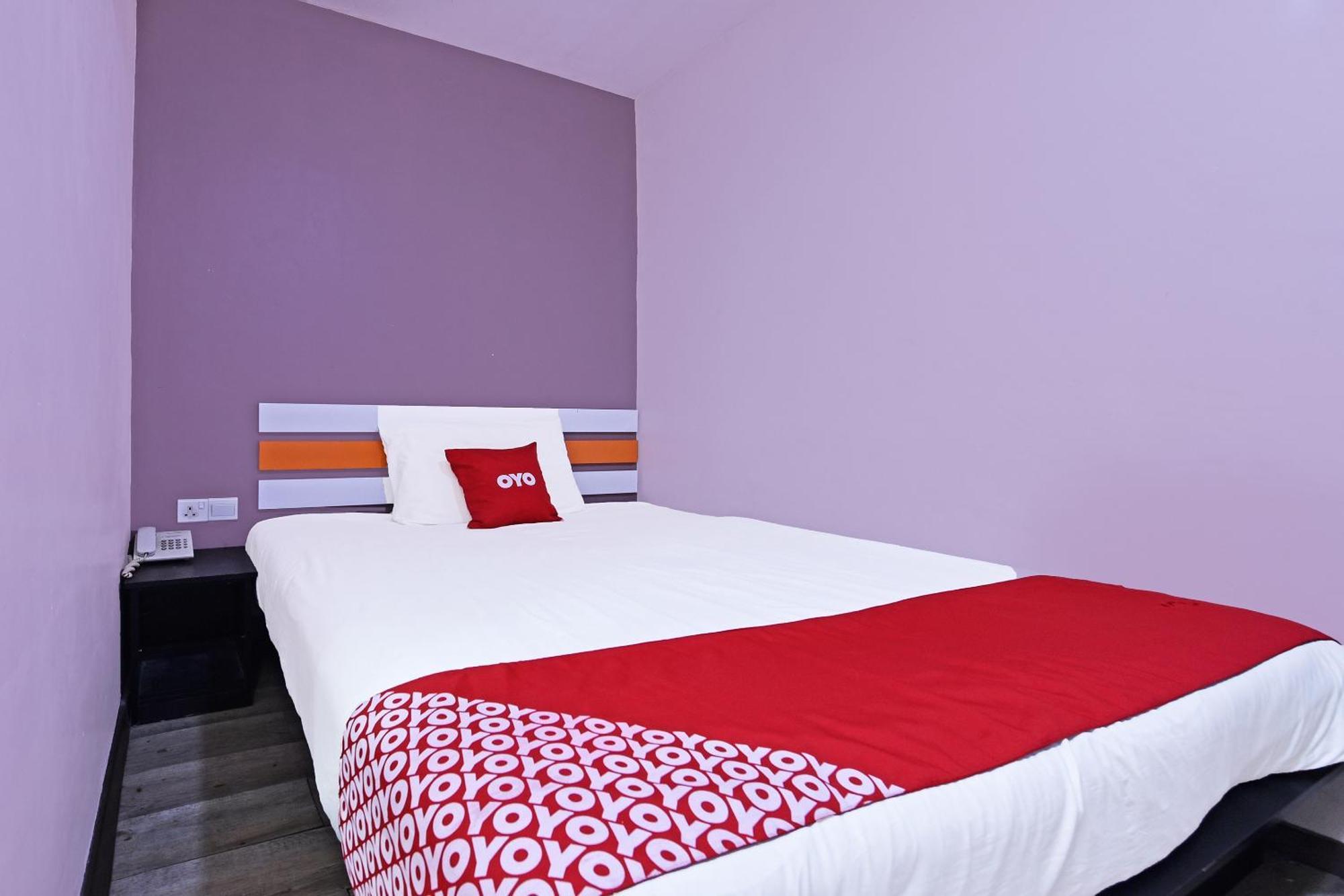 Super Oyo 992 Orange Hotel Kuala Pilah Exterior foto